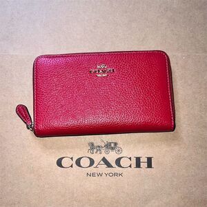 COACH Medium ID Zip Red Pebble Leather Wallet AUTHENTIC